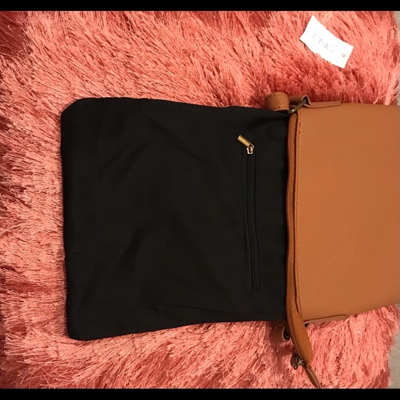 Purse - Picture 2 of 6